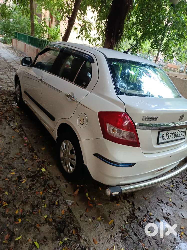 Maruti Suzuki Swift Dzire 2015 Diesel 104800 Km Driven