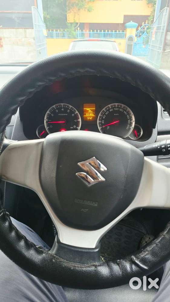 Maruti Suzuki Swift Vxi With Abs, 2017, Petrol