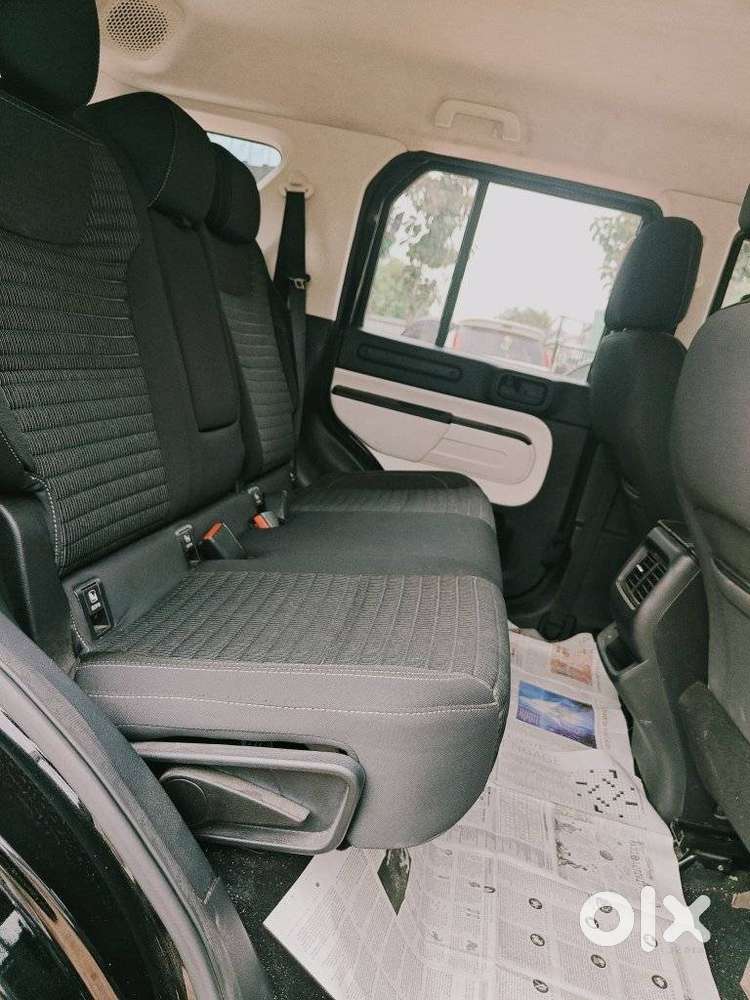 Mahindra Thar Roxx Ax3 L Diesel Mt 2wd, 2024, Diesel