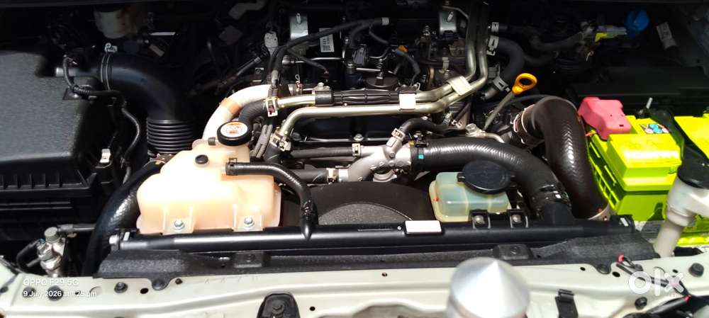 Toyota Innova Crysta 2.4 G Plus Mt 8 Str, 2025, Diesel
