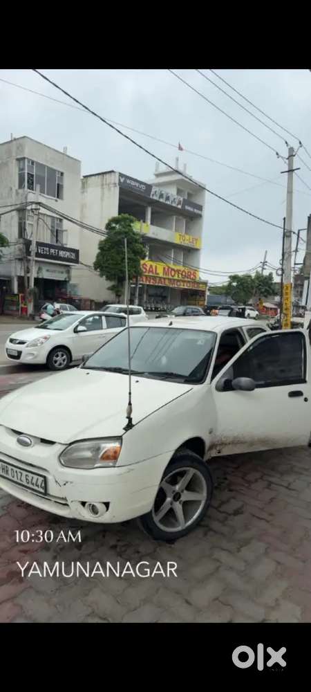 Ford Ikon Ikool 2010 Edition