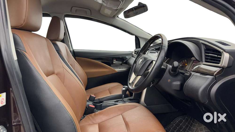 Toyota Innova Crysta 2.7 Zx At, 2016, Petrol