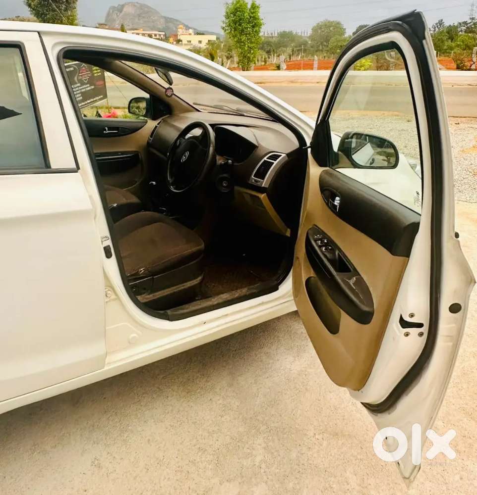 2011 Hyundai I20 1st Owner Fc Upto 2031