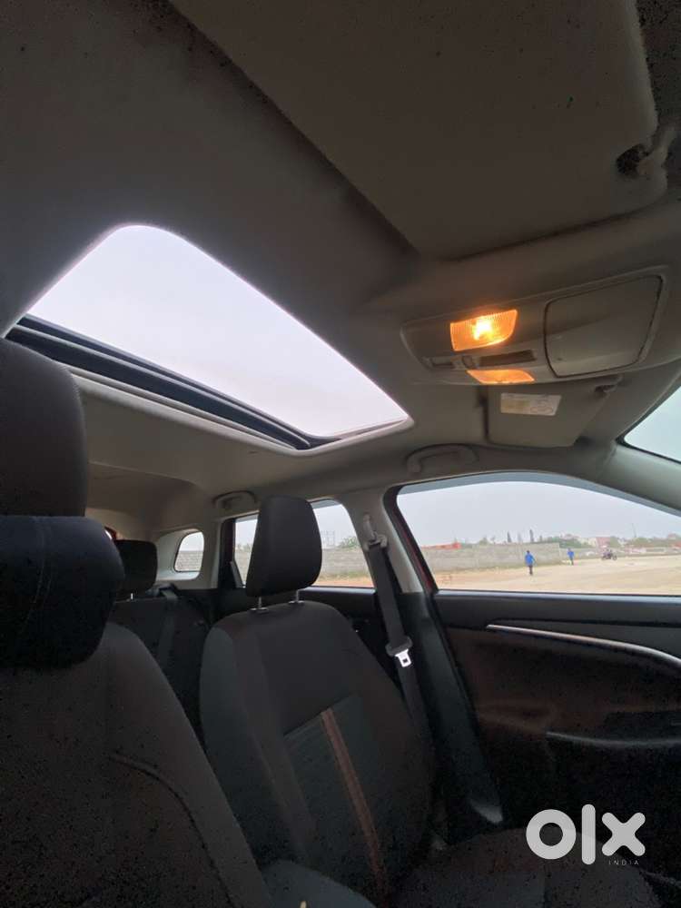 Maruti Suzuki Brezza 2024 Petrol Well Maintained