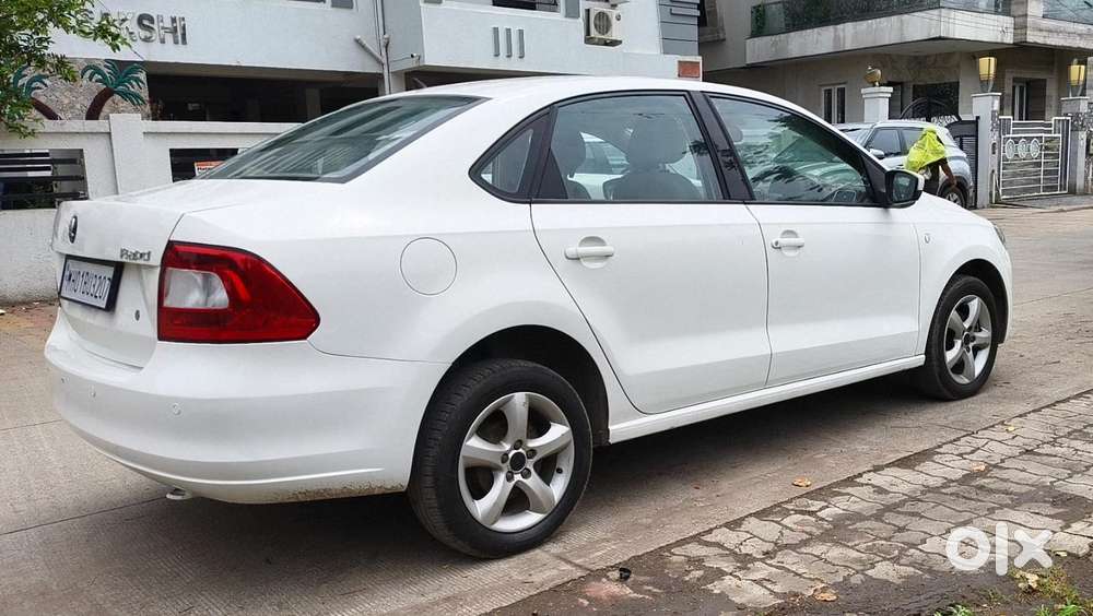 Skoda Rapid 1.5 Tdi Elegance, 2014, Petrol