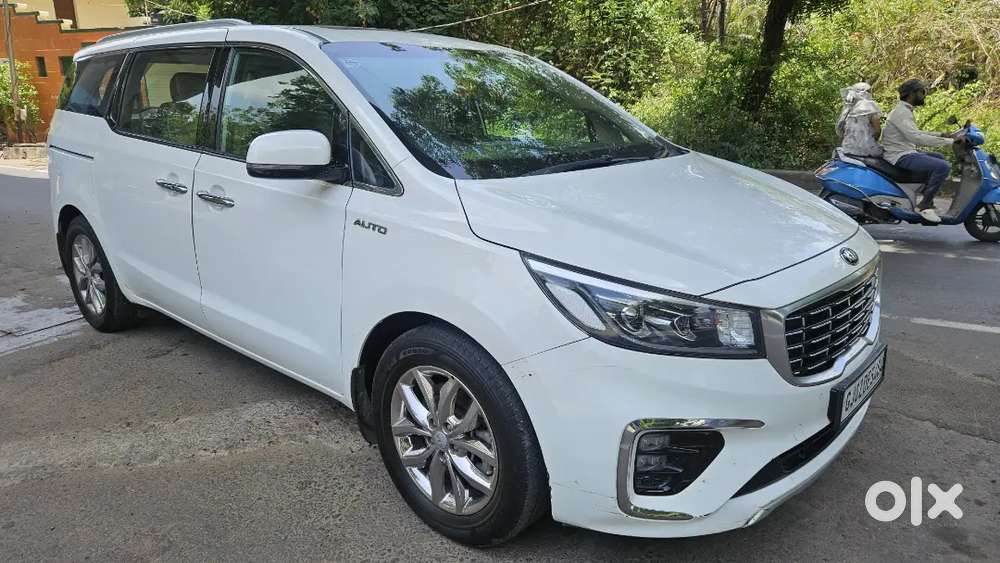 Kia Carnival Limousine