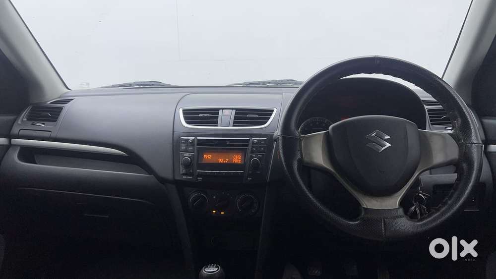 Maruti Suzuki Swift Vvt Vxi, 2016, Petrol