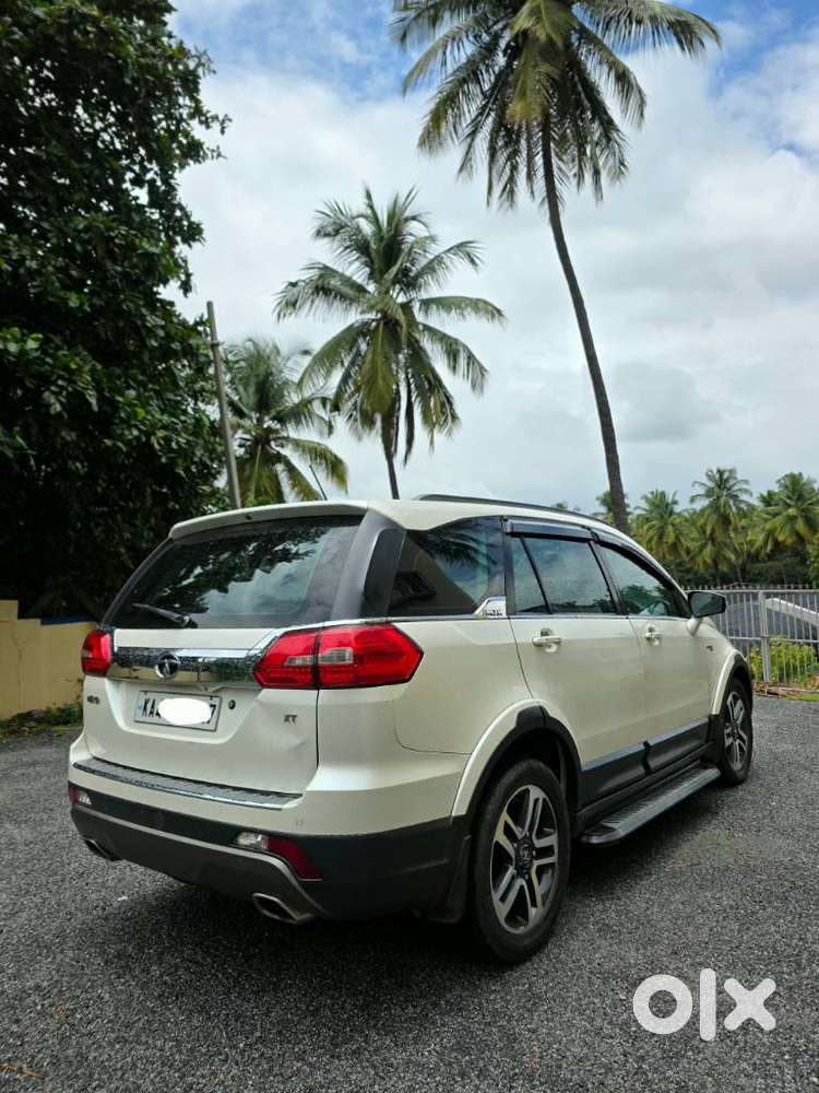 Tata Hexa 2.2 Xt 4x2 7 Str Dual Tone, 2017, Diesel