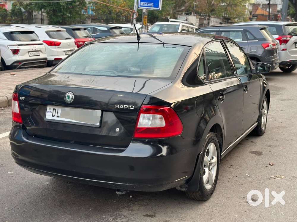 Skoda Rapid 1.6 Elegance Plus Mpi At, 2012, Petrol