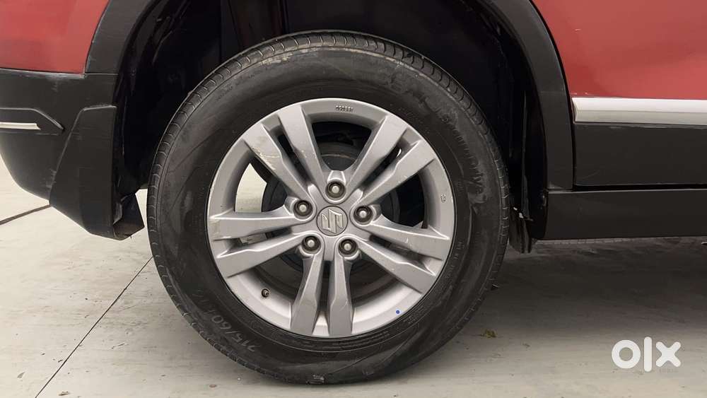 Maruti Suzuki Vitara Brezza Zdi+ Dual Tone Mt, 2017, Diesel