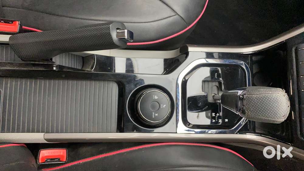 Tata Nexon 1.2 Revotron Xza Plus Dualtone, 2018, Petrol