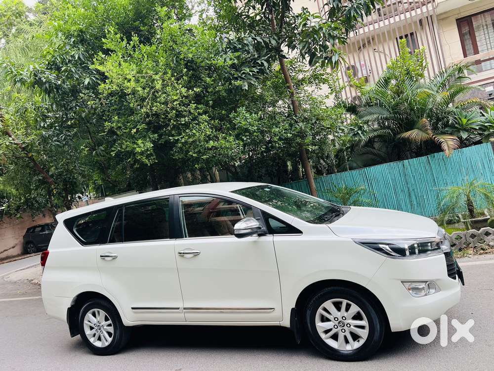 Toyota Innova Crysta 2.7 Zx At, 2017, Petrol