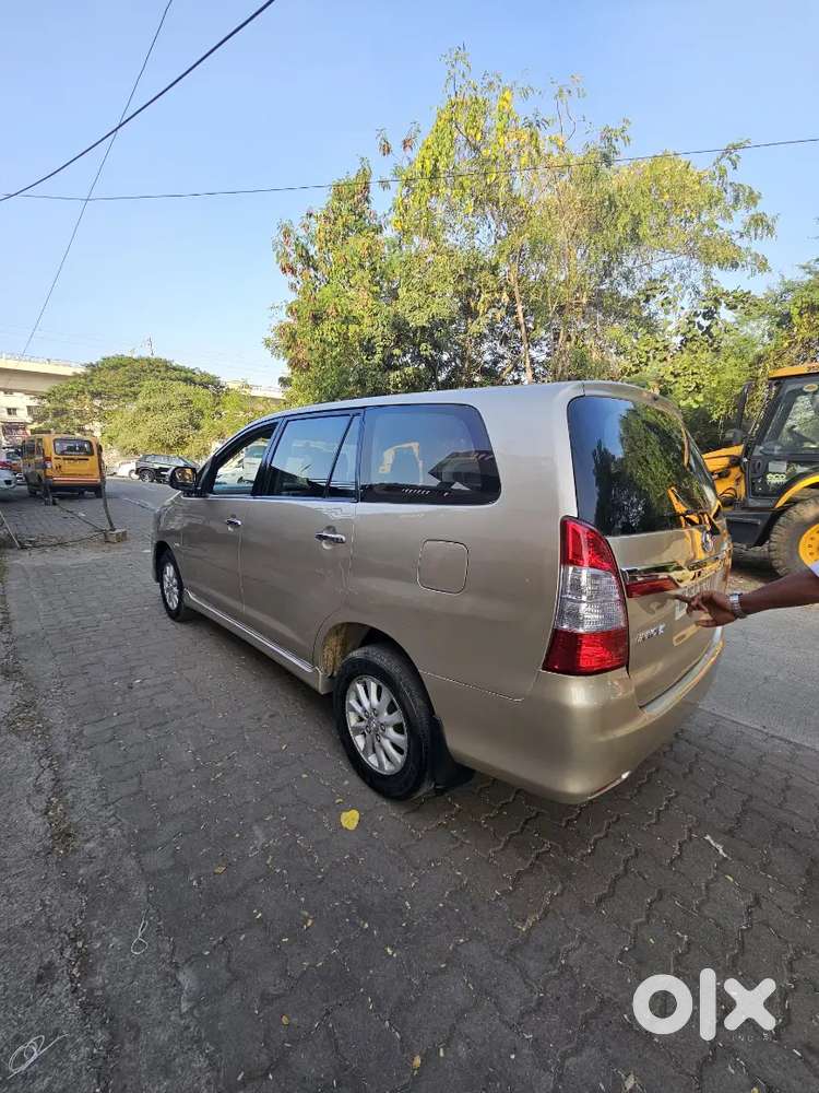 Toyota Innova 2013 Diesel Well Maintained