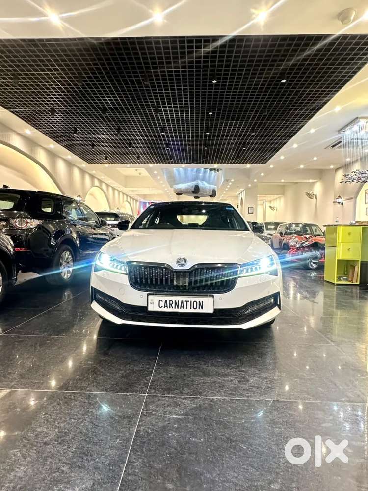 Skoda Superb, 2021, Petrol