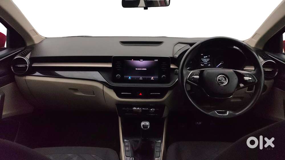 Skoda Slavia Ambition 1.5l Tsi Mt, 2023, Petrol