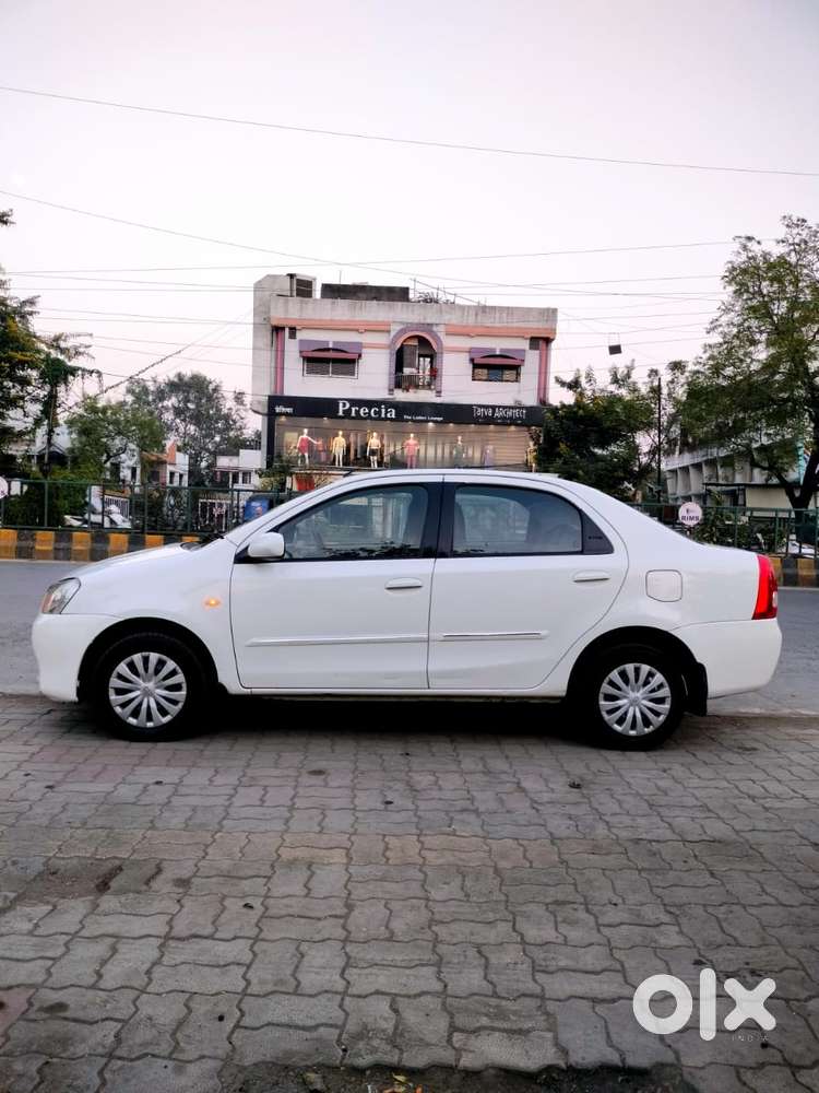 Toyota Etios Xclusive Petrol, 2011, Petrol