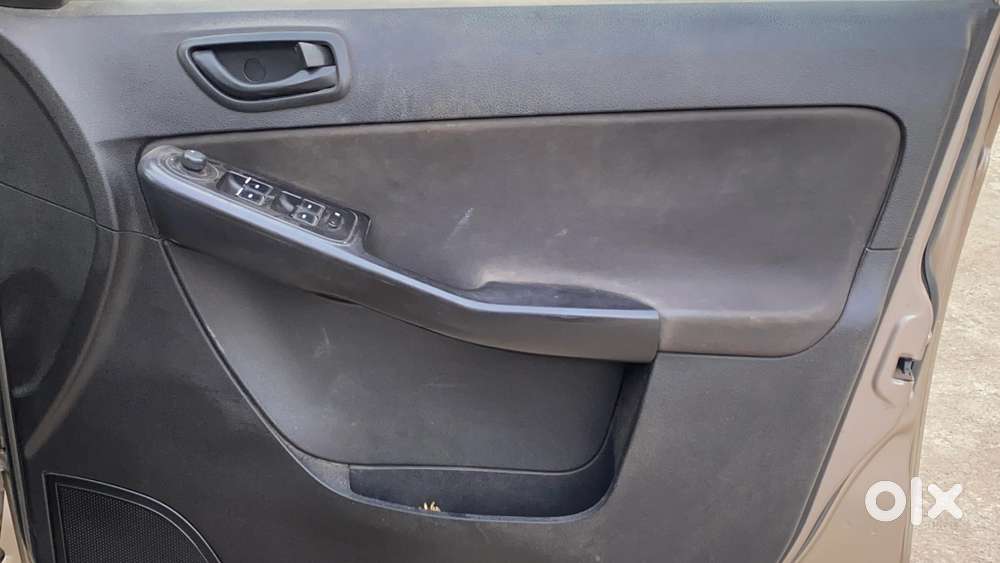 Tata Zest 1.2 Revotron Xms, 2016, Petrol