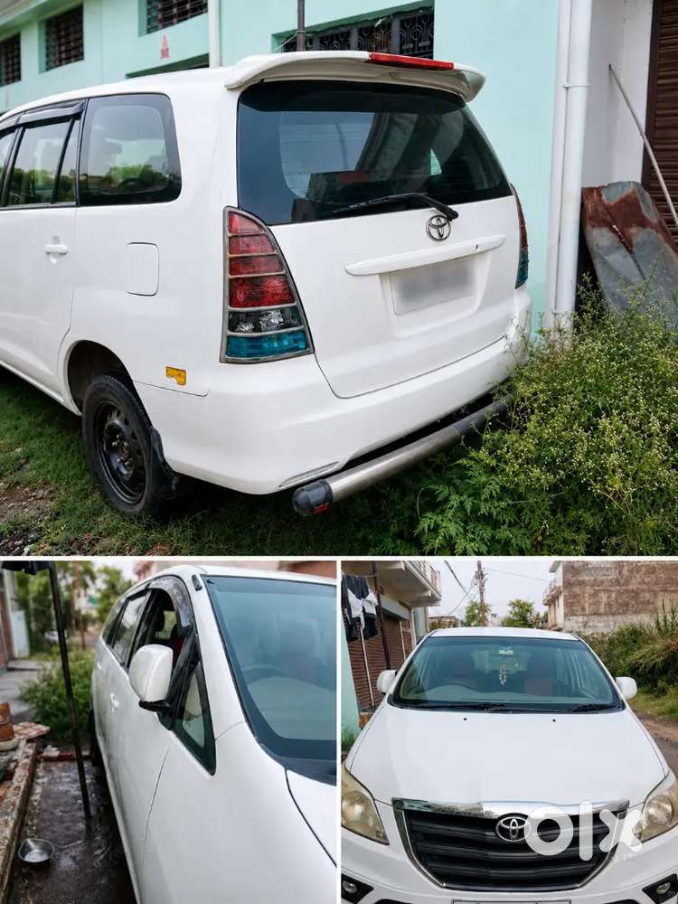 Toyota Innova 2.5