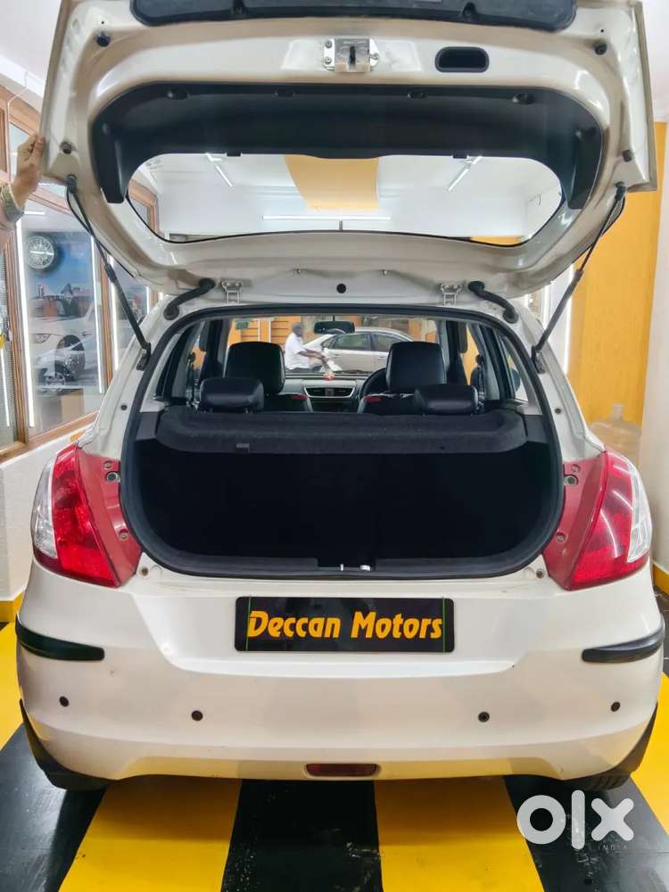 Maruti Suzuki Swift Vxi, 2016, Petrol