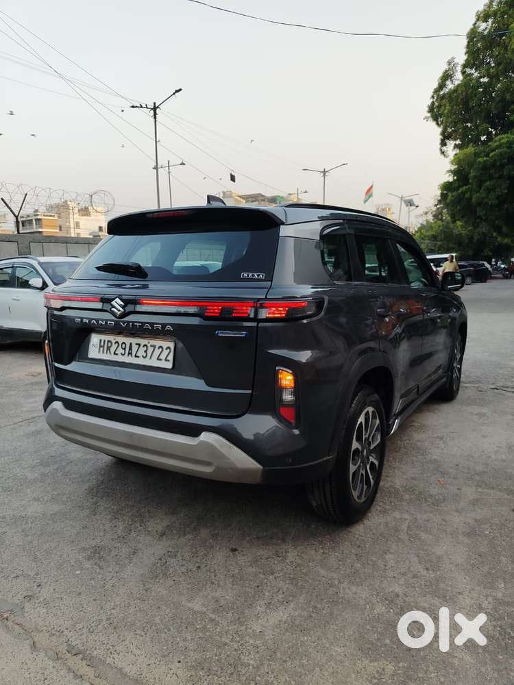 Maruti Suzuki Grand Vitara 1.5 Alpha Smart Hybrid At, 2022, Petrol