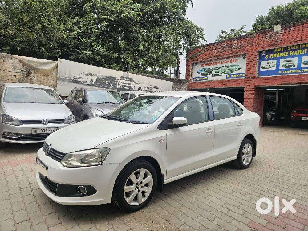 Volkswagen Vento Ipl Ii Petrol Highline At, 2011, Petrol