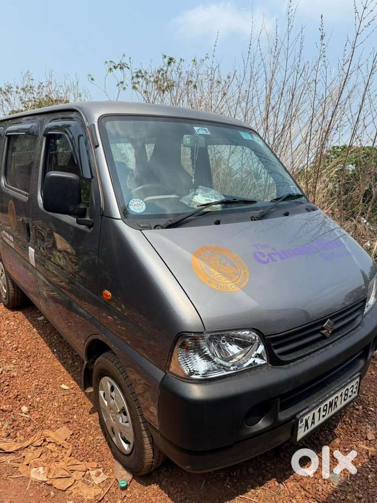 Maruti Suzuki Eeco 2025 Cng & Hybrids 2200 Km Driven