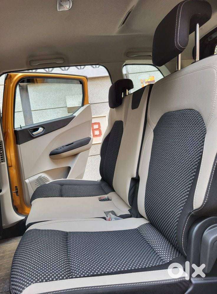 Renault Triber Rxz  Easy-r Amt Urban Night Limited Edition, 2021, Pe..