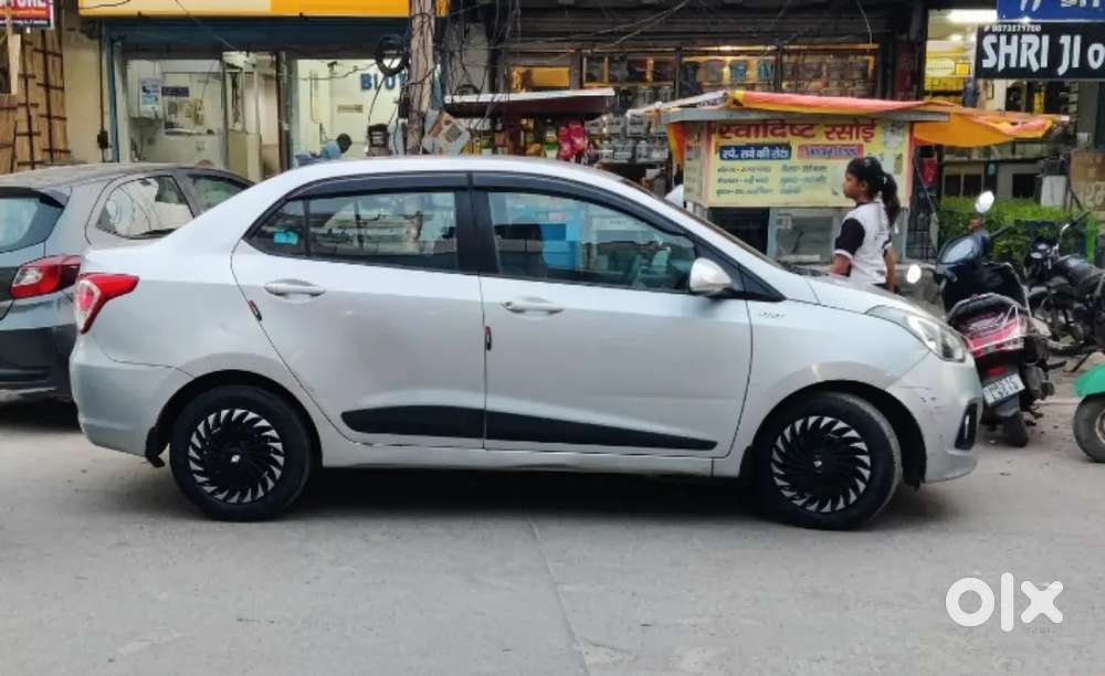 Hyundai Xcent 2015