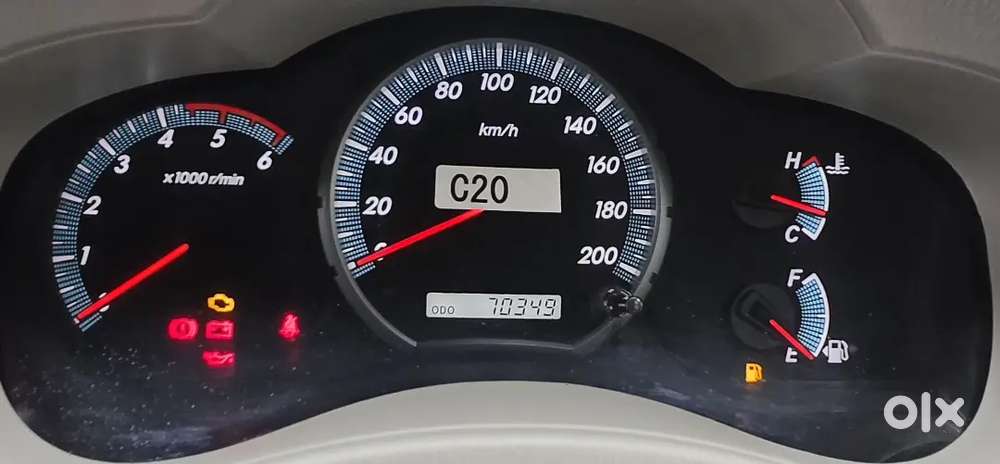 Toyota Innova 2.5 Vx Diesel Manual 2013,just 70000 Kilometers Driven