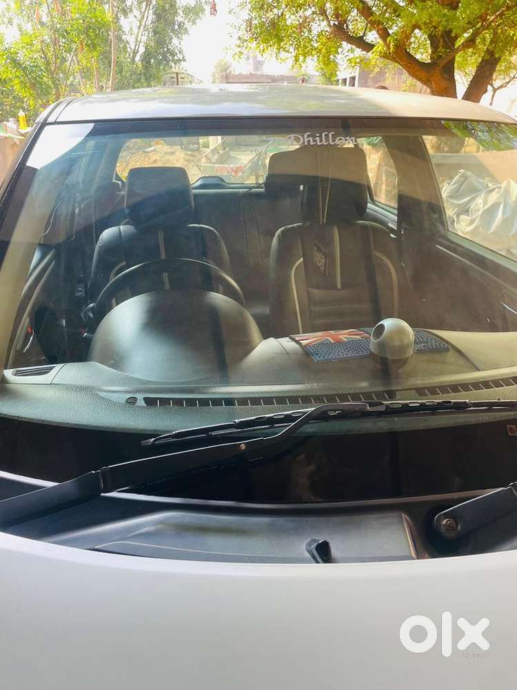 Maruti Suzuki Swift 2012