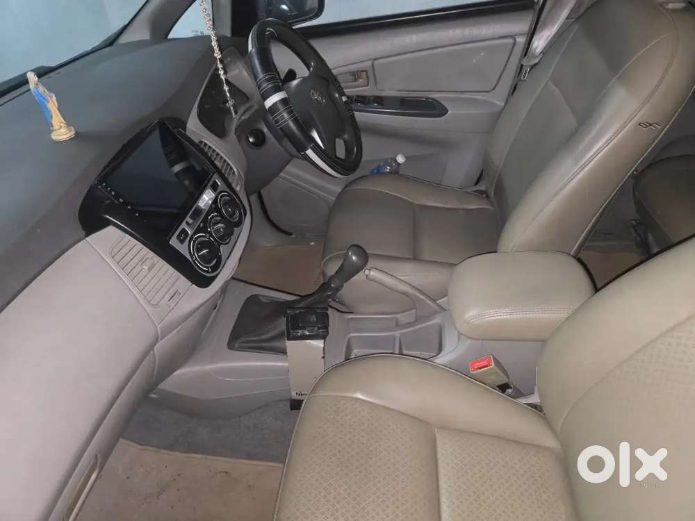 Toyota Innova Gx 7 Seater 2012