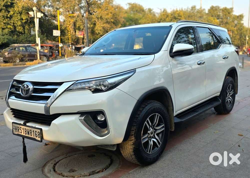 Toyota Fortuner 3.0 4x2 Automatic, 2019, Petrol