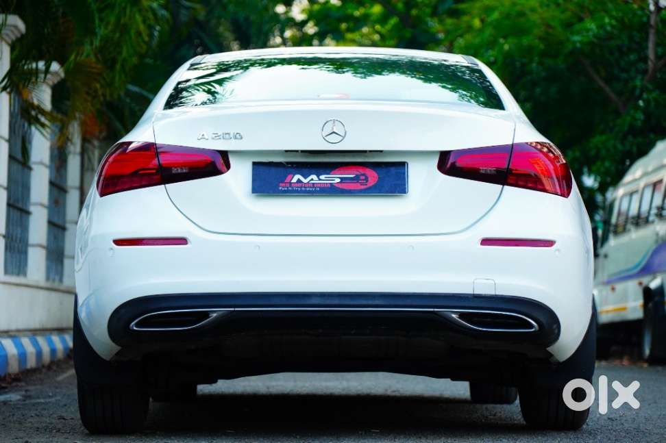 Mercedes-benz A-class Limousine 200, 2023, Petrol