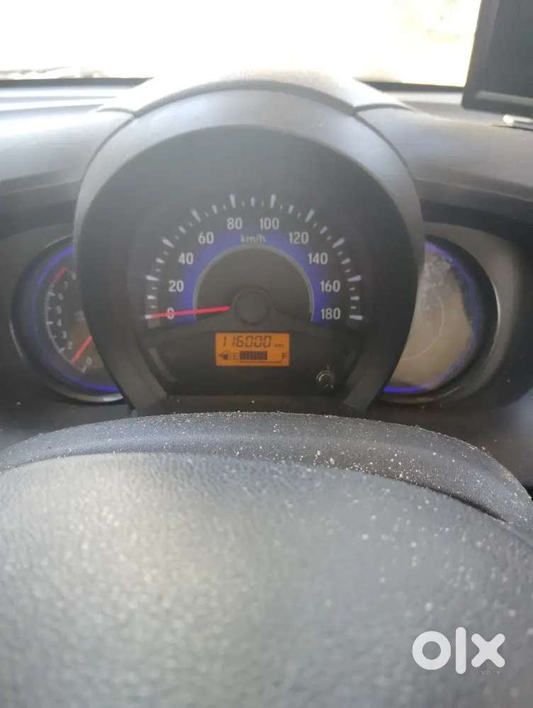 Single Owner Driven Mobilio Petrol 2016