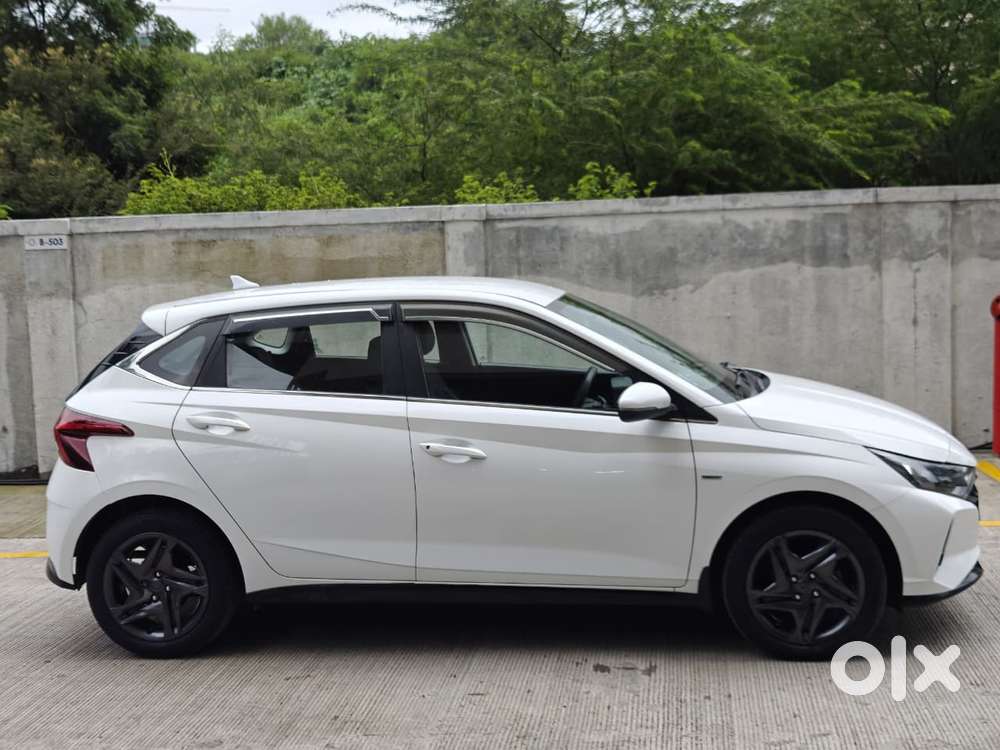 Hyundai I20 Sportz 1.2 Ivt, 2023, Petrol
