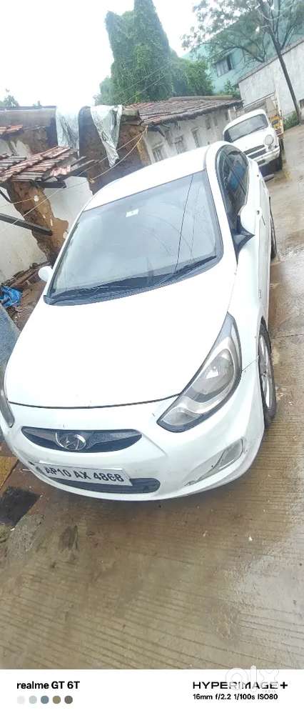 Hyundai Verna Fluidic 1.6 Crdi Sx Bsiv