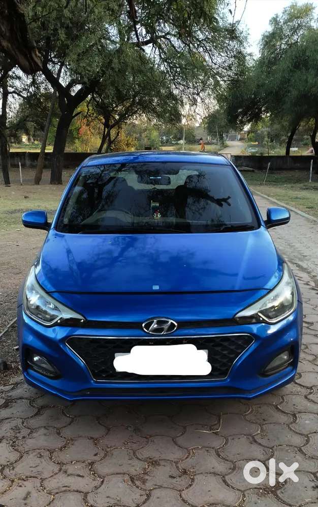 Car 24 &speni ओर दलाल लोग दूर रहे, कार कड़क हे कार टॉप कंडीशन में हे