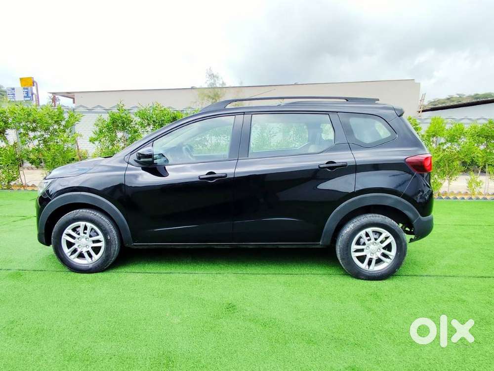 Renault Triber Rxt, 2025, Petrol