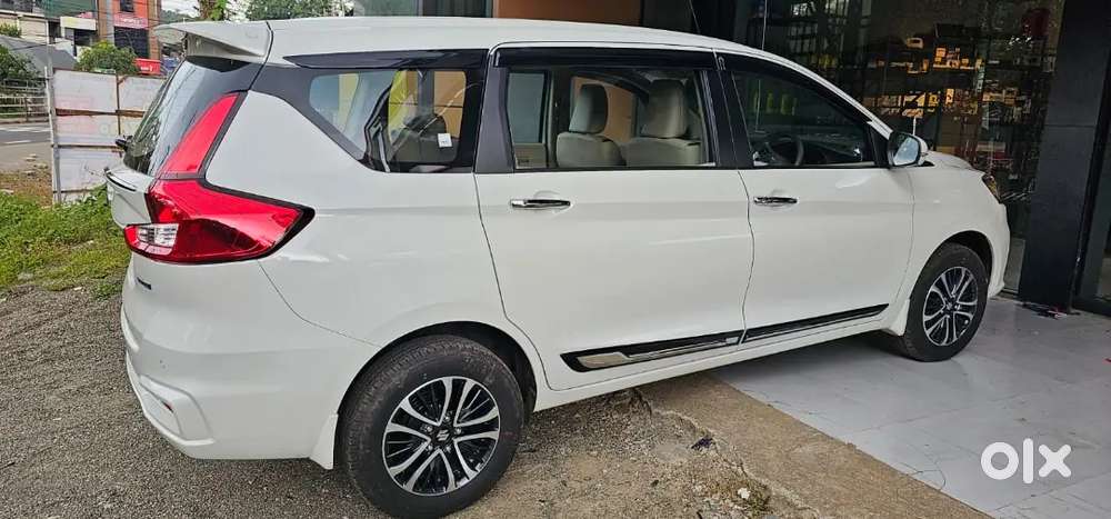 Maruti Suzuki Ertiga Zxi 2023 Model