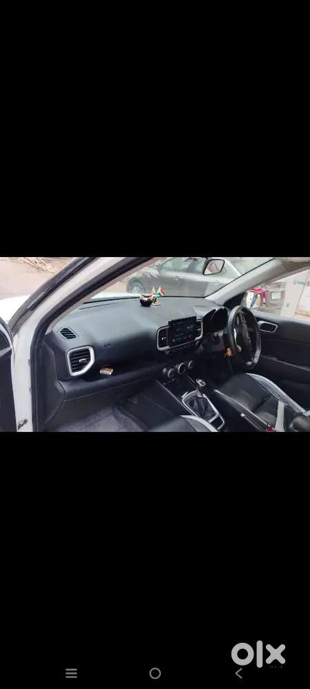 Hyundai Venue Diesel 2021