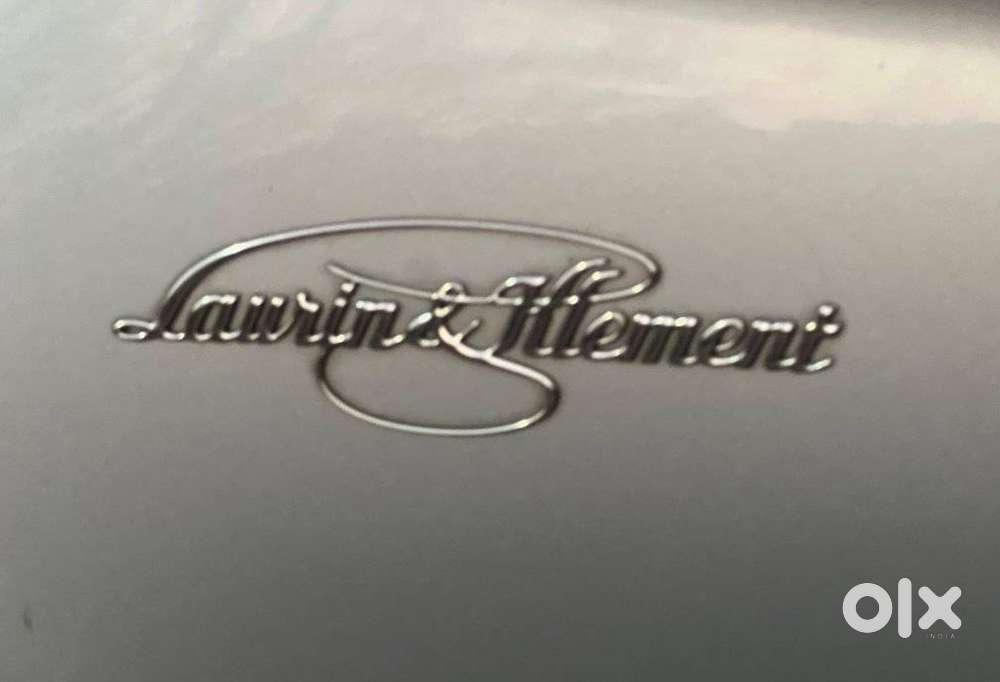 Skoda Superb 2.0 L&k Tsi At, 2023, Petrol