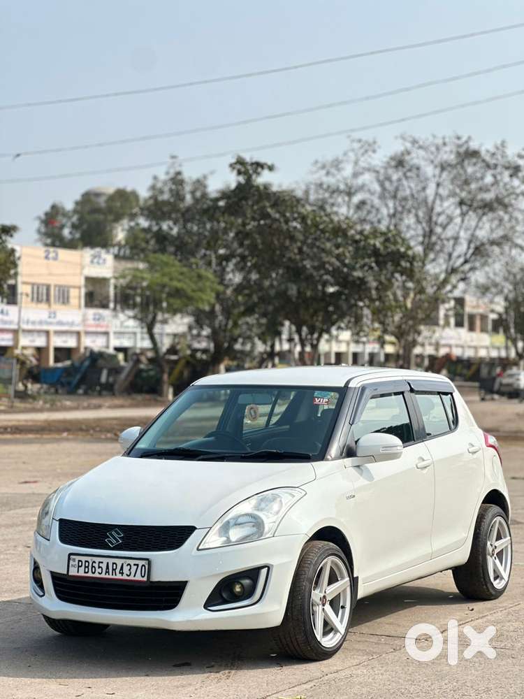 Maruti Suzuki Swift Vxi Optional, 2018, Petrol