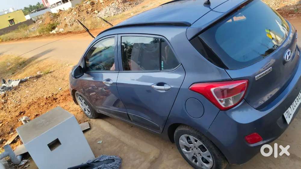 Hyundai Grand I10 2013 Petrol 70000 Km Driven