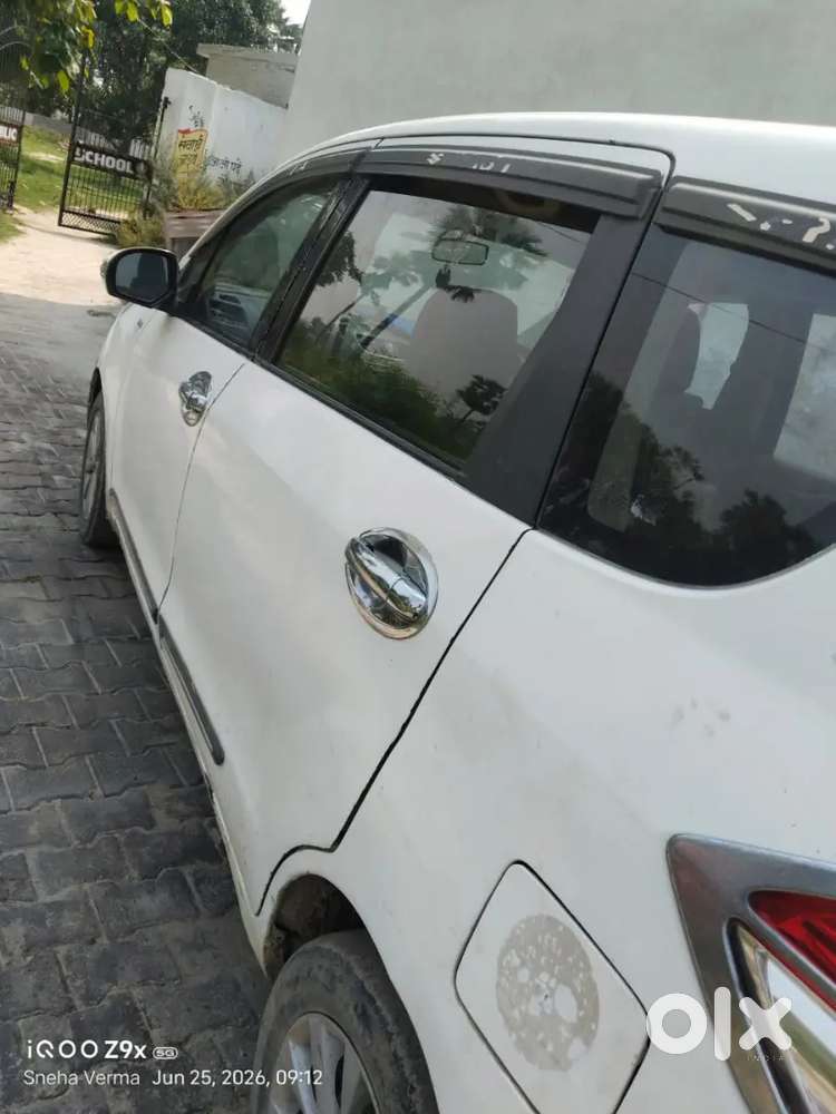 Maruti Suzuki Ertiga 2012