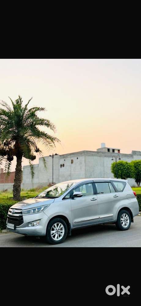 Toyota Innova Crysta 2.8z Automatic, 2017, Diesel