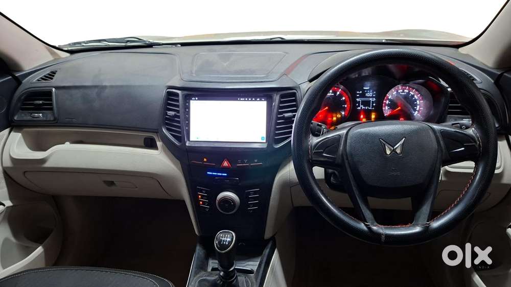 Mahindra Xuv300 W4, 2023, Petrol