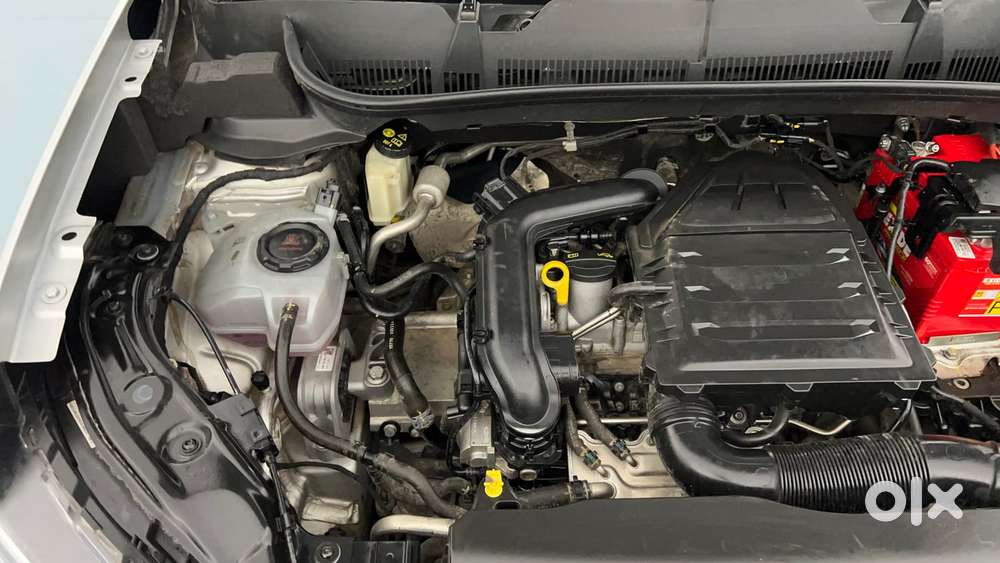 Volkswagen Taigun Topline 1.0 Tsi At (electric Seats), 2022, Petrol