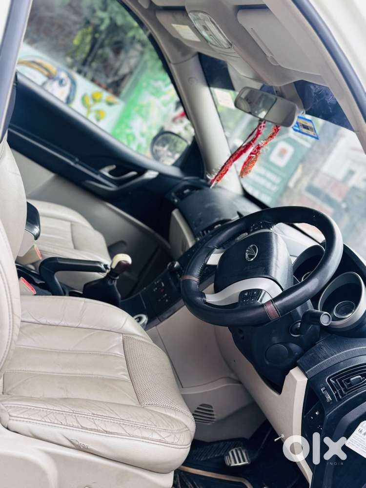 Mahindra Xuv500 2.2 W10, 2016, Diesel