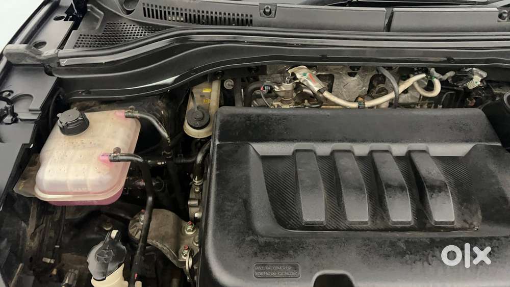 Mahindra Xuv700 2.2 Ax 3 Diesel Mt 7 Str, 2023, Diesel