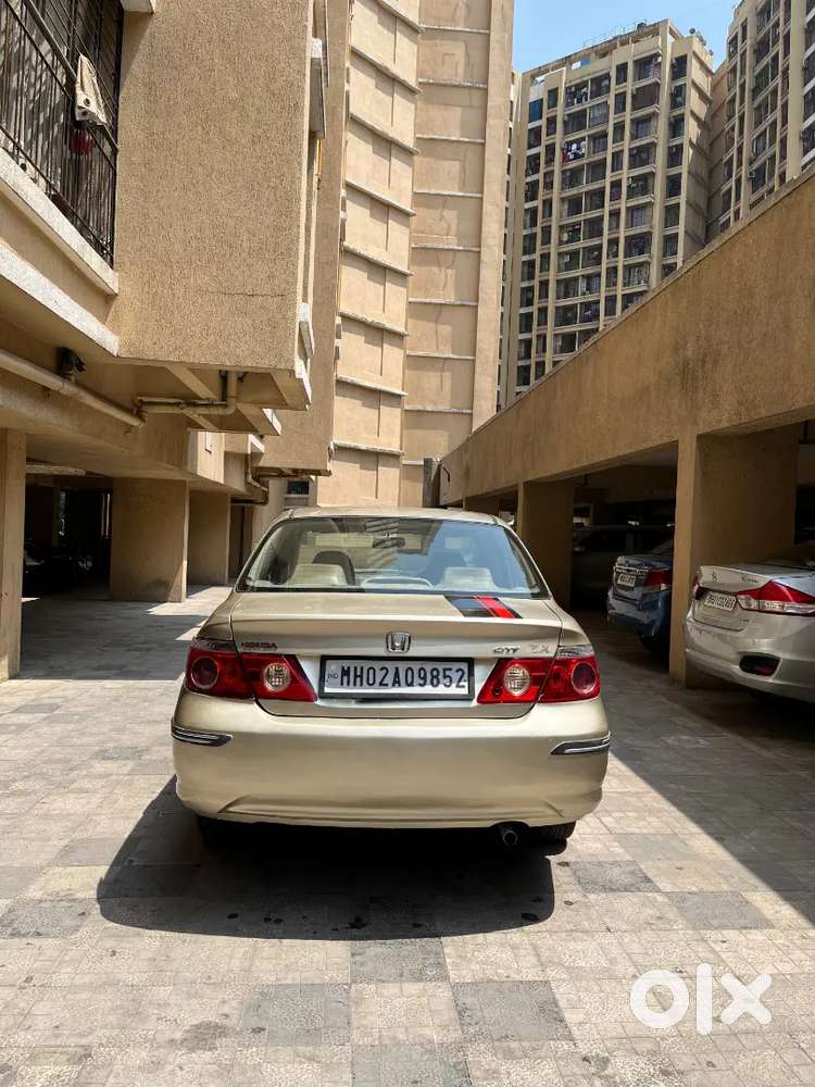 Honda City Zx 2006 Cng & Hybrids Good Condition